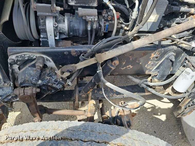 image for item DQ8673 1999 Peterbilt 379 semi truck