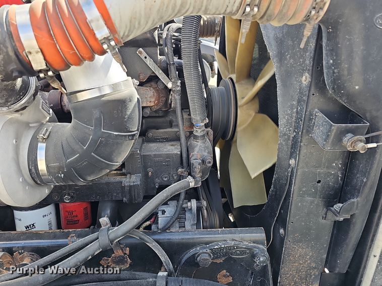 image for item DQ8673 1999 Peterbilt 379 semi truck