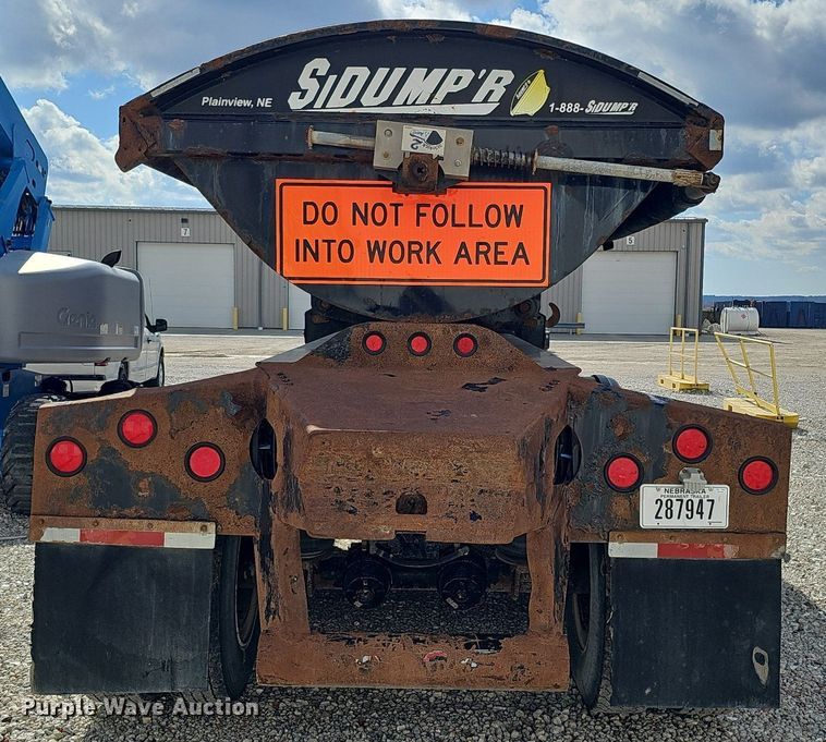 image for item DQ8674 2013 SiDump'r SDR325 side dump trailer