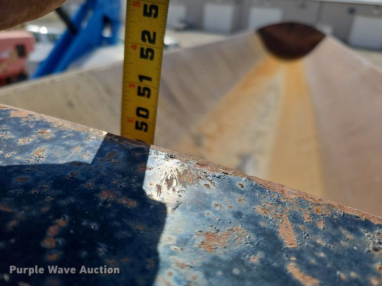 image for item DQ8674 2013 SiDump'r SDR325 side dump trailer