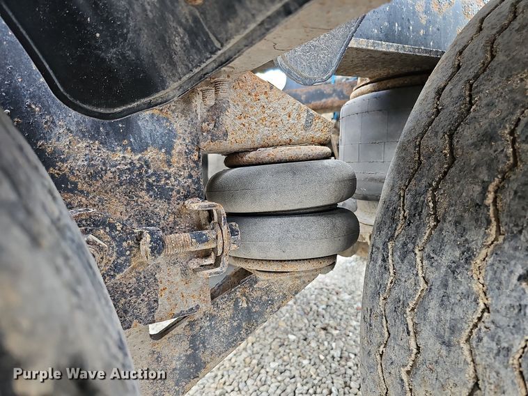 image for item DQ8674 2013 SiDump'r SDR325 side dump trailer