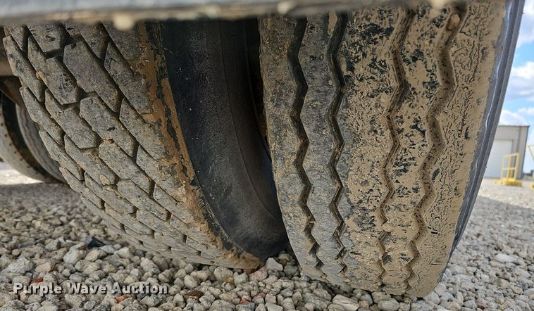 image for item DQ8674 2013 SiDump'r SDR325 side dump trailer