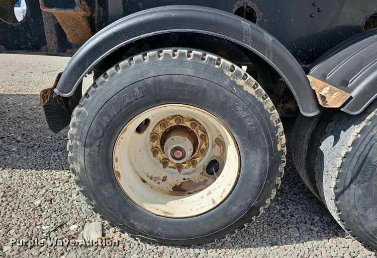 image for item DQ8674 2013 SiDump'r SDR325 side dump trailer