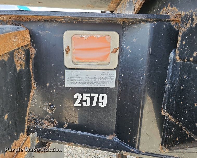 image for item DQ8674 2013 SiDump'r SDR325 side dump trailer