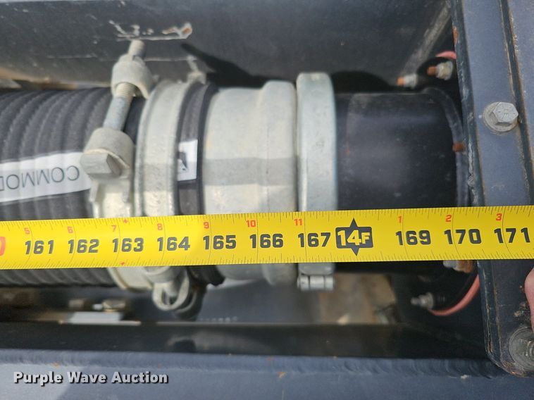 image for item DQ8675 2015 Caterpillar CT660L hydrovac truck