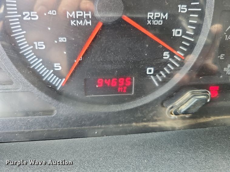 image for item DQ8675 2015 Caterpillar CT660L hydrovac truck