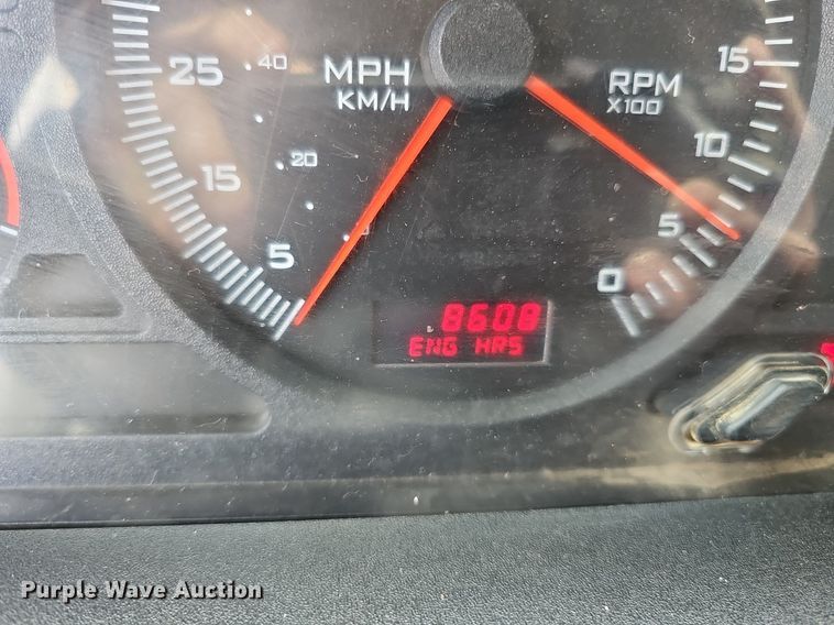 image for item DQ8675 2015 Caterpillar CT660L hydrovac truck