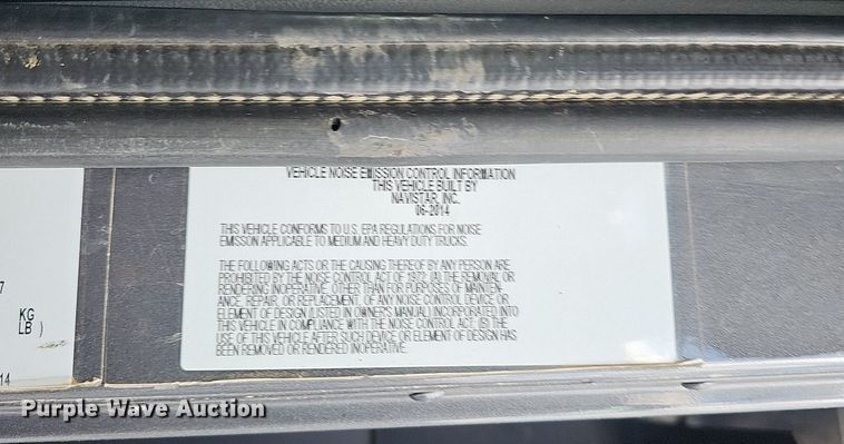 image for item DQ8675 2015 Caterpillar CT660L hydrovac truck