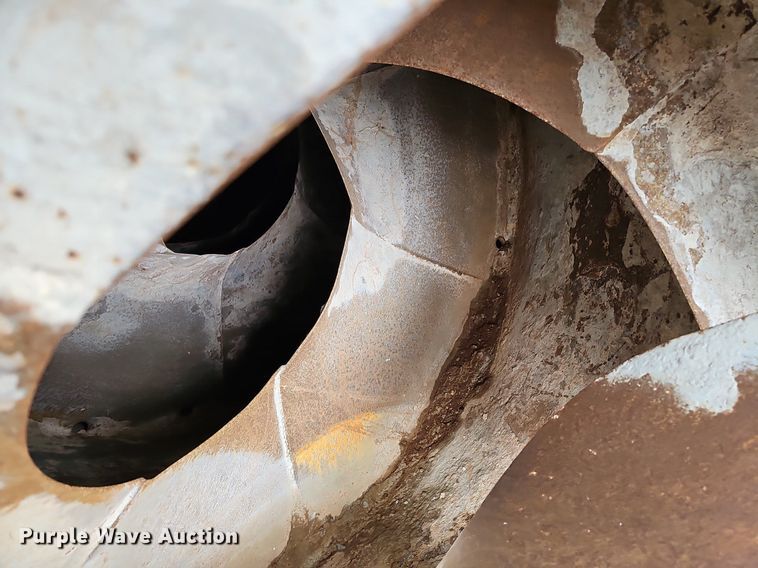 image for item DQ8676 2014 Peterbilt 365 ready mix truck