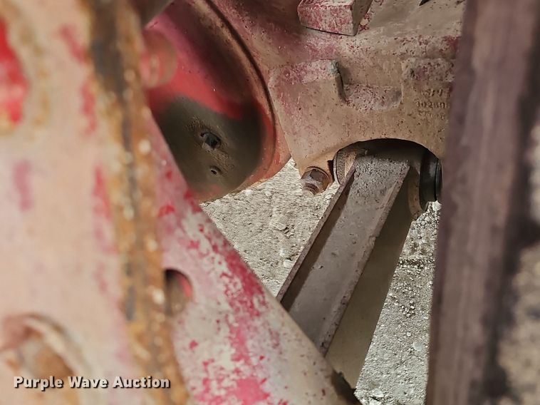 image for item DQ8676 2014 Peterbilt 365 ready mix truck