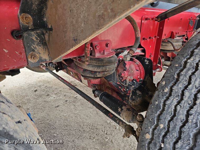 image for item DQ8676 2014 Peterbilt 365 ready mix truck