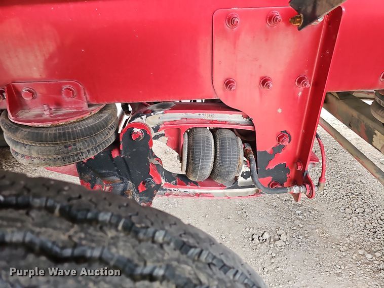 image for item DQ8676 2014 Peterbilt 365 ready mix truck