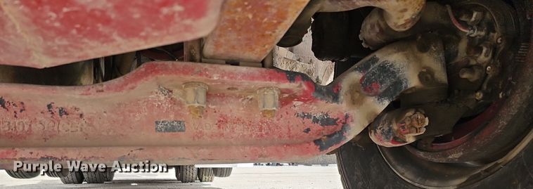 image for item DQ8676 2014 Peterbilt 365 ready mix truck