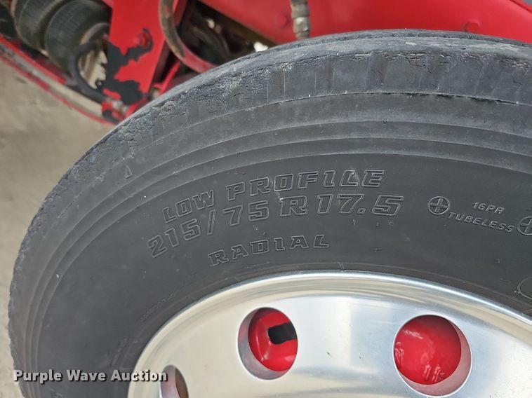 image for item DQ8676 2014 Peterbilt 365 ready mix truck