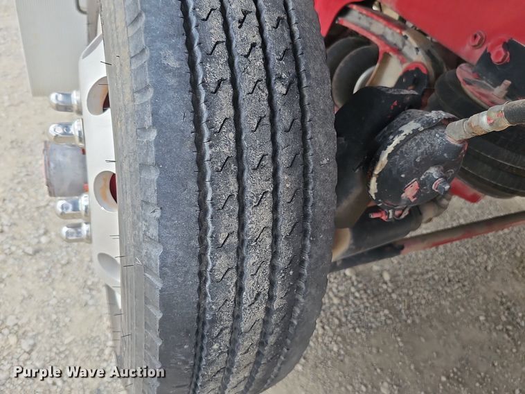 image for item DQ8676 2014 Peterbilt 365 ready mix truck