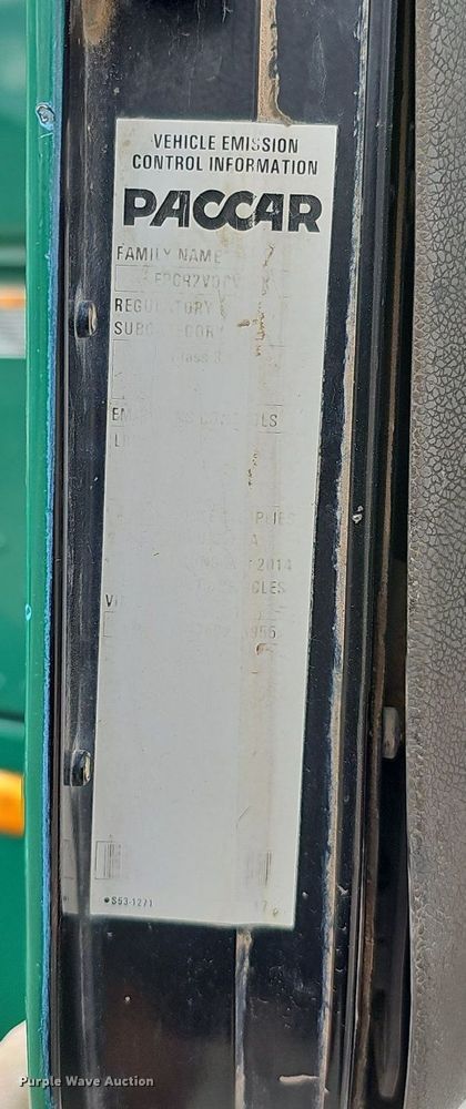 image for item DQ8676 2014 Peterbilt 365 ready mix truck