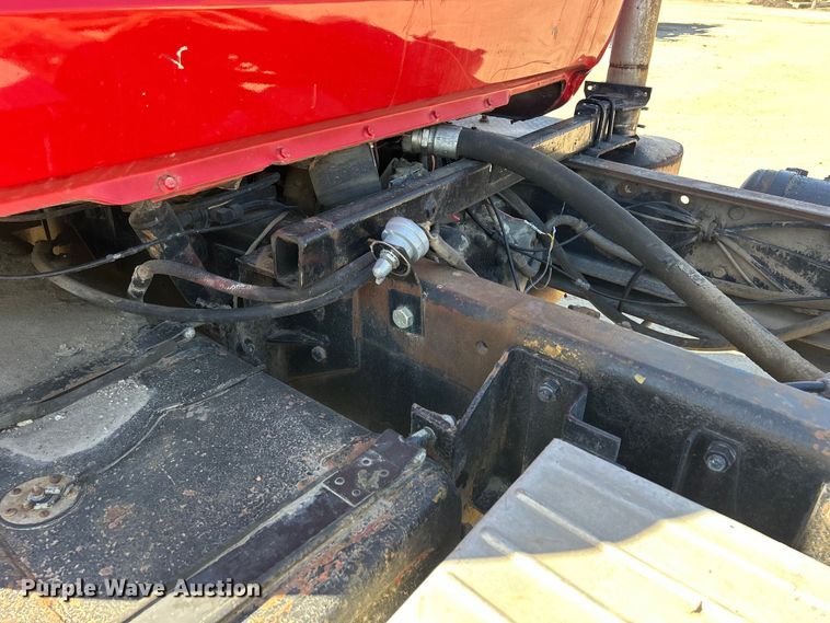 image for item DS0852 1984 Mack  DM685S truck cab and chassis