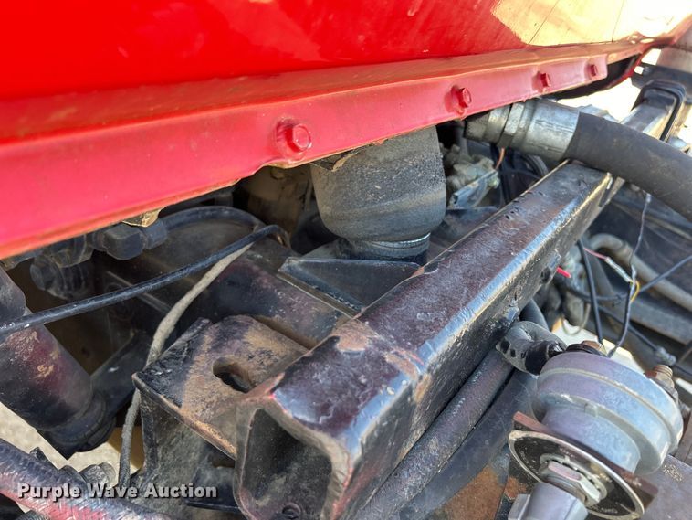 image for item DS0852 1984 Mack  DM685S truck cab and chassis