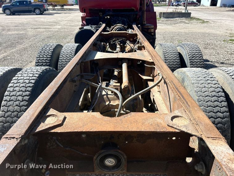 image for item DS0853 1978 Mack truck cab and chassis