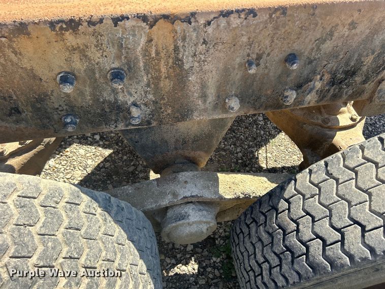 image for item DS0853 1978 Mack truck cab and chassis