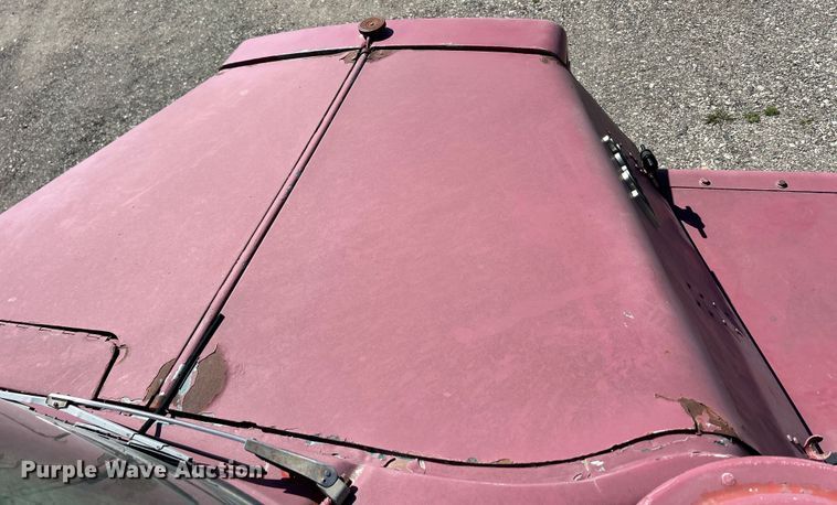 image for item DS0853 1978 Mack truck cab and chassis