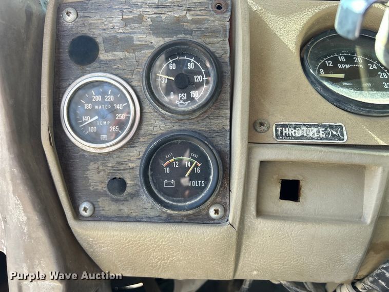 image for item DS0853 1978 Mack truck cab and chassis