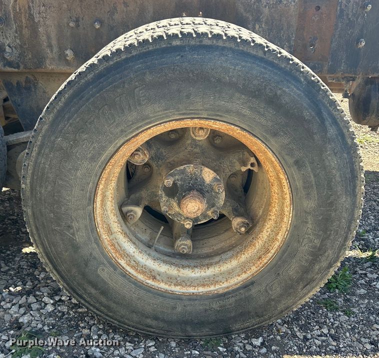 image for item DS0853 1978 Mack truck cab and chassis