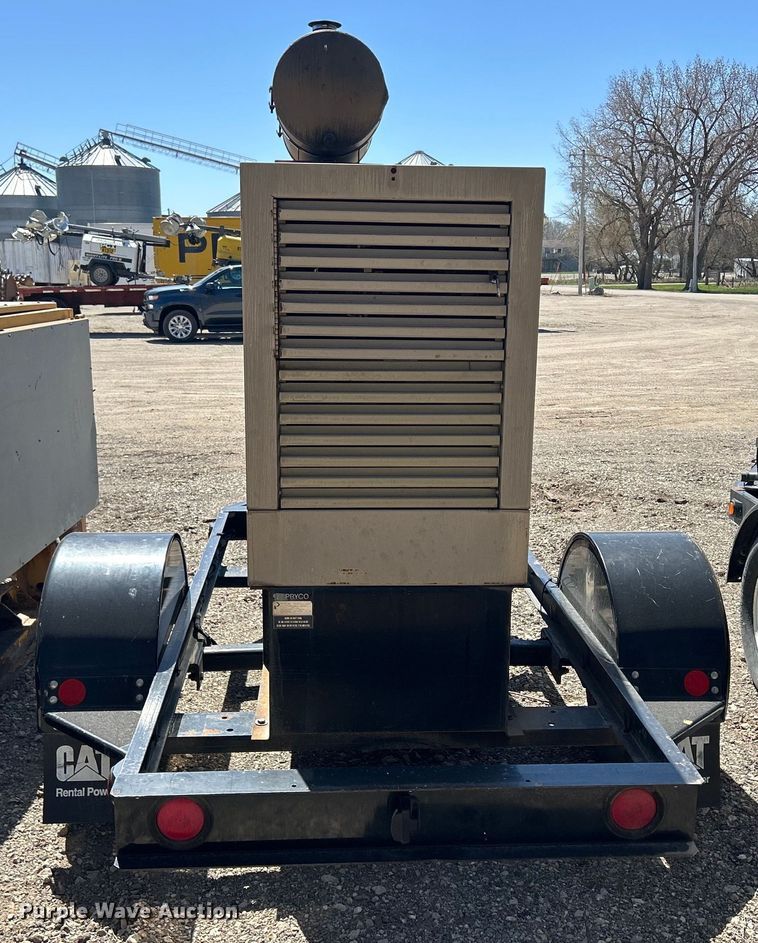 image for item DS0856 2004 Cummins  25A61 L32145E generator