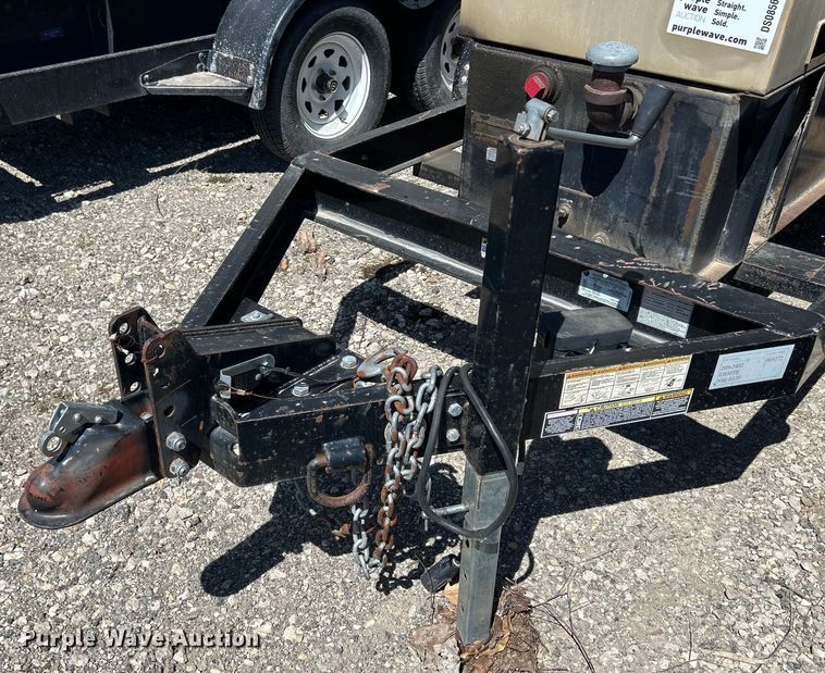 image for item DS0856 2004 Cummins  25A61 L32145E generator