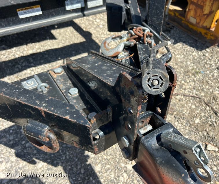 image for item DS0856 2004 Cummins  25A61 L32145E generator