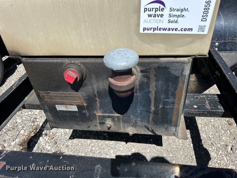 image for item DS0856 2004 Cummins  25A61 L32145E generator