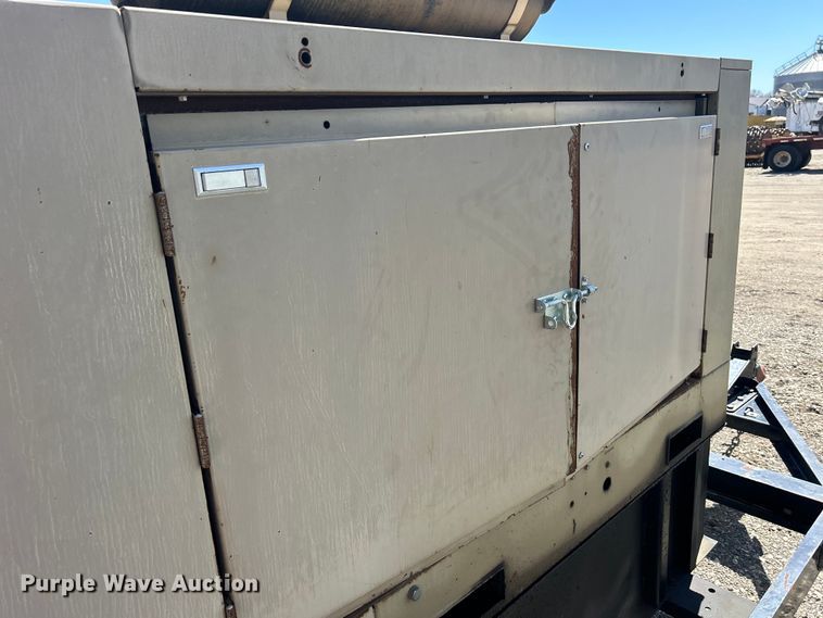 image for item DS0856 2004 Cummins  25A61 L32145E generator