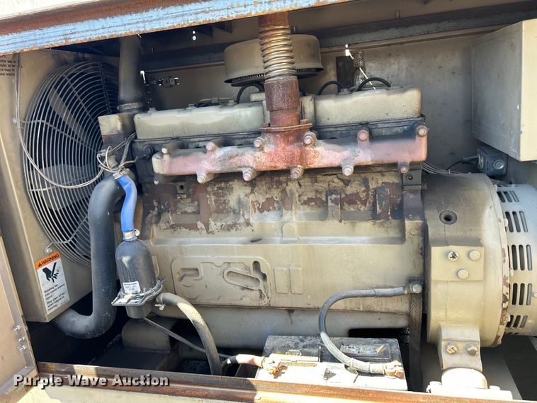 image for item DS0856 2004 Cummins  25A61 L32145E generator