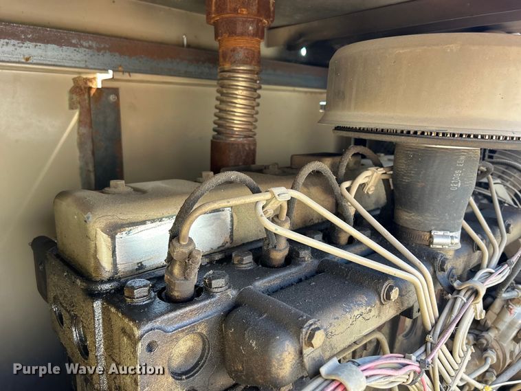 image for item DS0856 2004 Cummins  25A61 L32145E generator