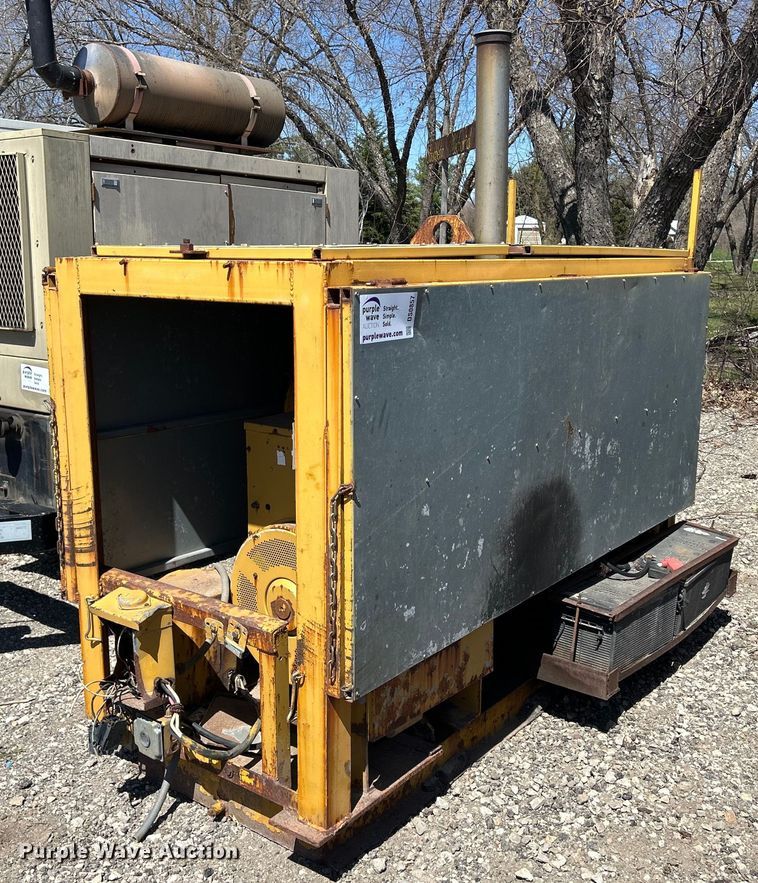 image for item DS0857 Shop built generator 