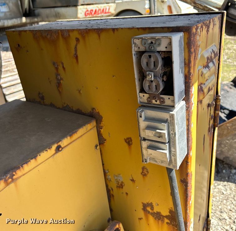 image for item DS0857 Shop built generator 