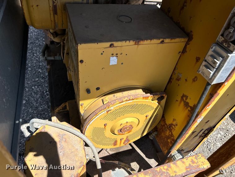 image for item DS0857 Shop built generator 