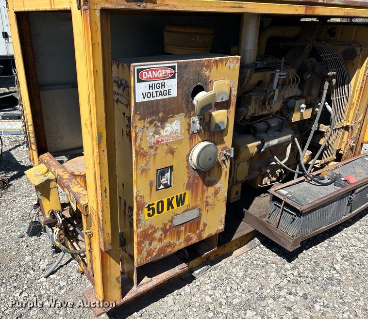 image for item DS0857 Shop built generator 