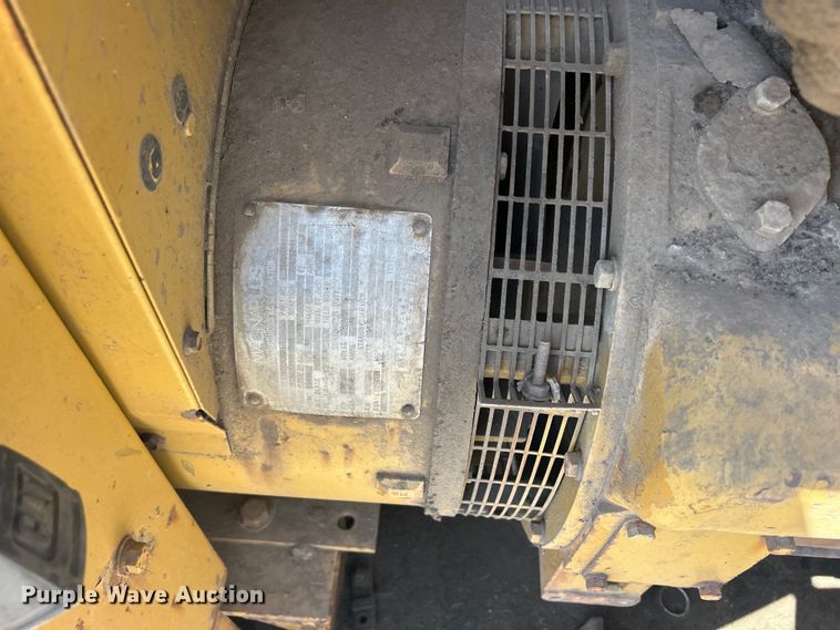 image for item DS0857 Shop built generator 