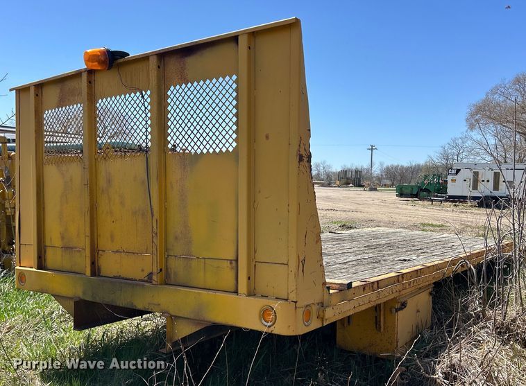 image for item DS0858 Flatbed