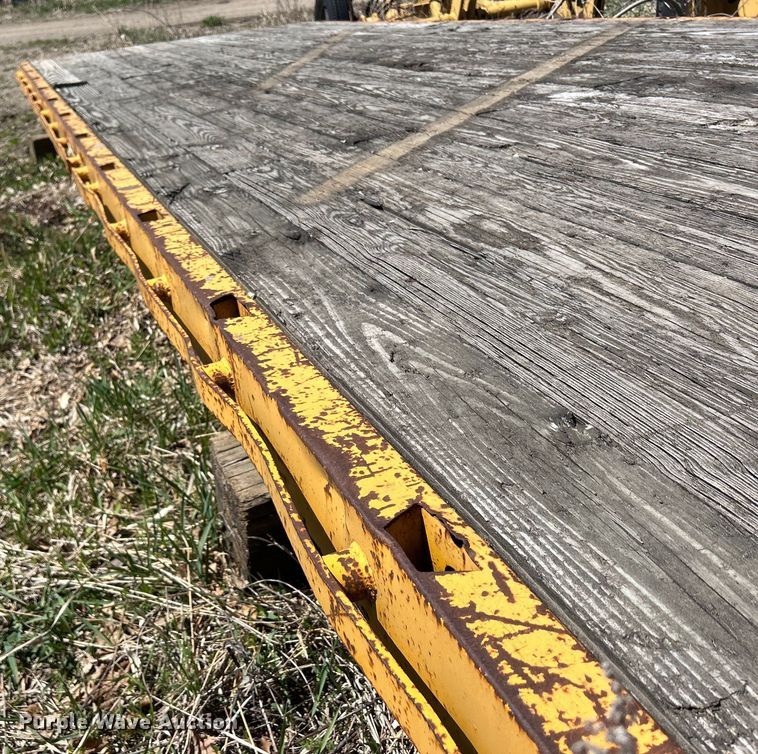 image for item DS0858 Flatbed