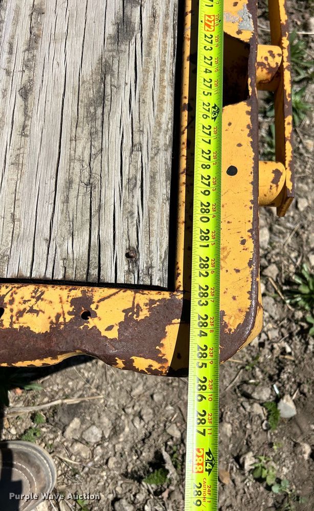 image for item DS0858 Flatbed