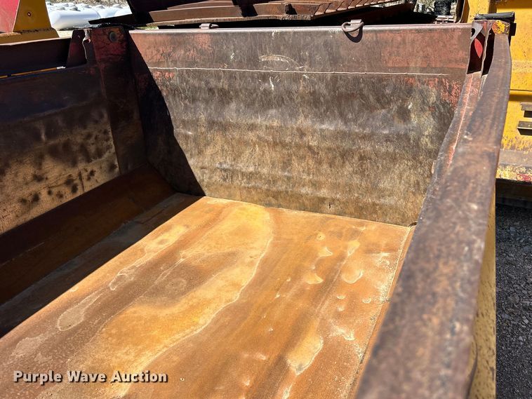 image for item DS0860 Heil HPT-316 dump bed