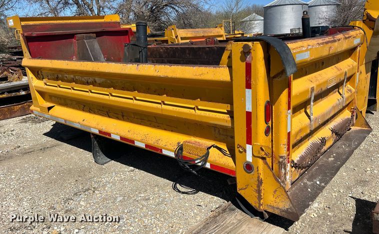 image for item DS0861 Heil dump bed