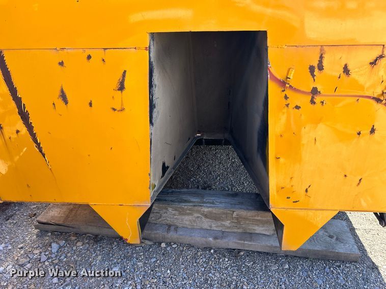 image for item DS0861 Heil dump bed