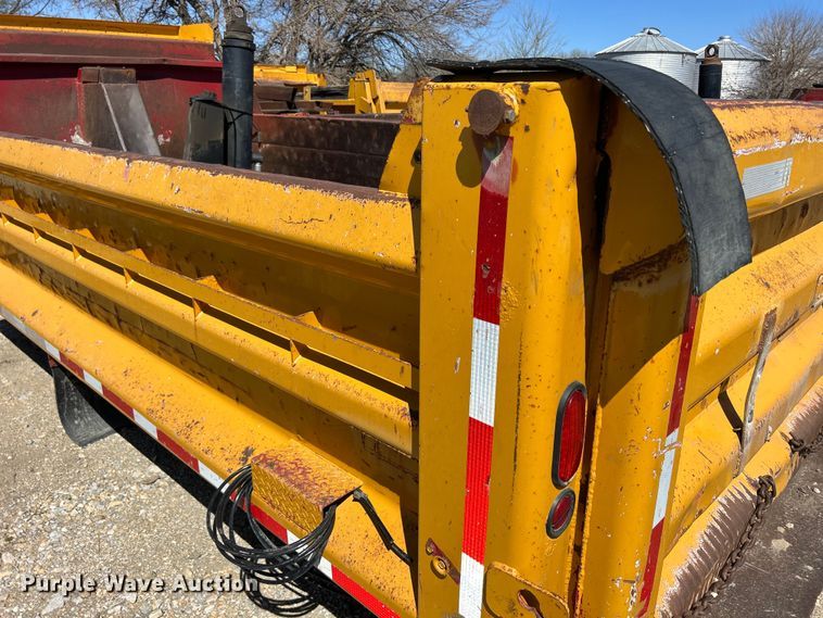 image for item DS0861 Heil dump bed