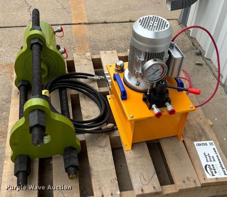 image for item DS2487 Track pin press