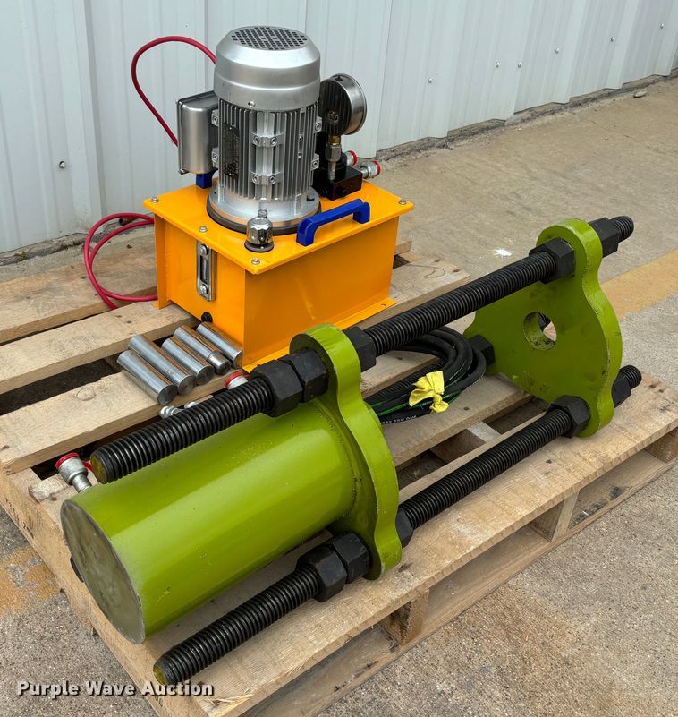 image for item DS2487 Track pin press