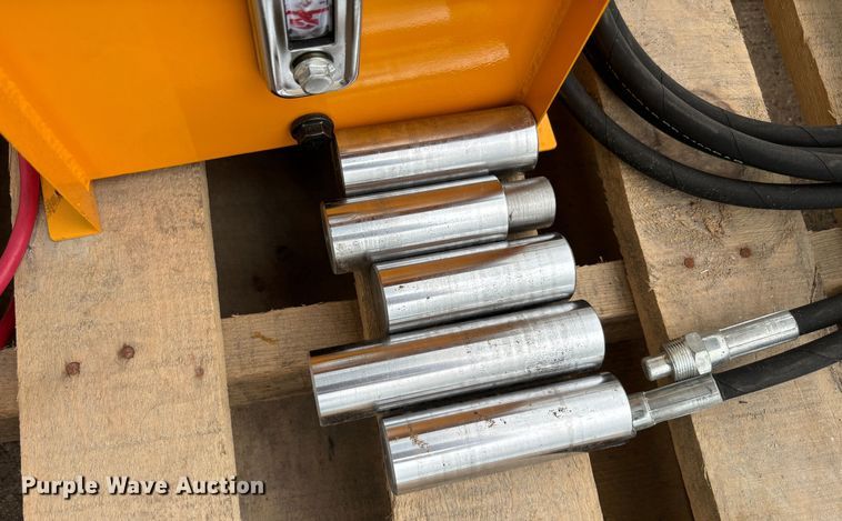 image for item DS2487 Track pin press