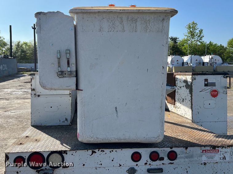 image for item DS2931 2016 Ford F550 bucket truck